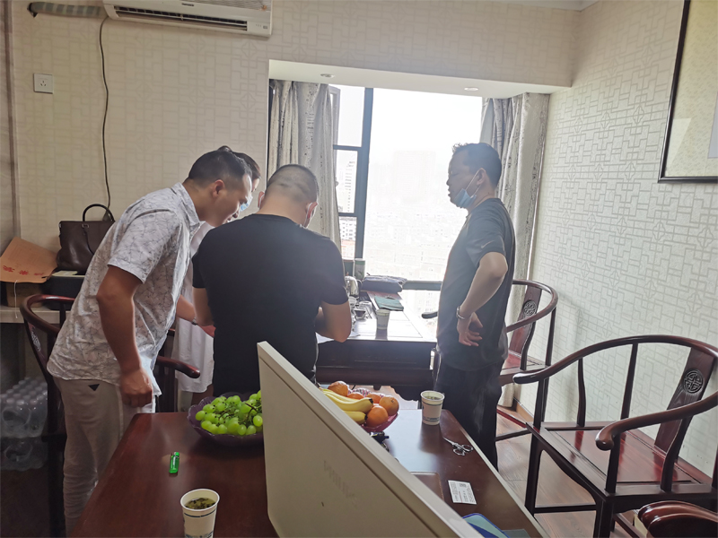 1596416821850144.jpg 320.jpg